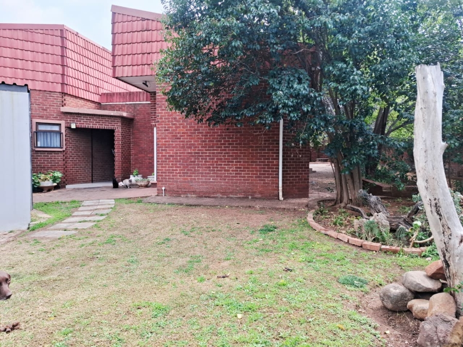 4 Bedroom Property for Sale in Bayswater Free State